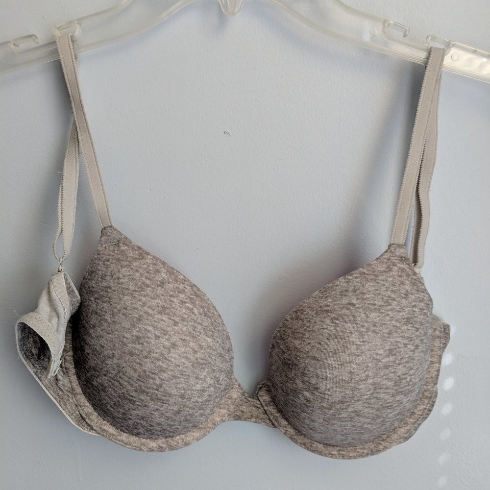 Victoria's Secret 32D Gray Wear Everywhere Demi Bra